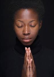 black woman pray